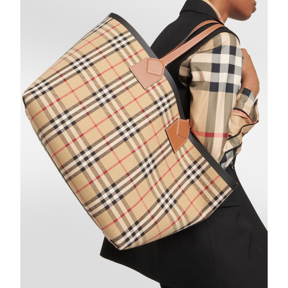 $2090 NEW BURBERRY London Check LARGE 2pc Tote Shopper Bag Purse! - Picture 4 of 14